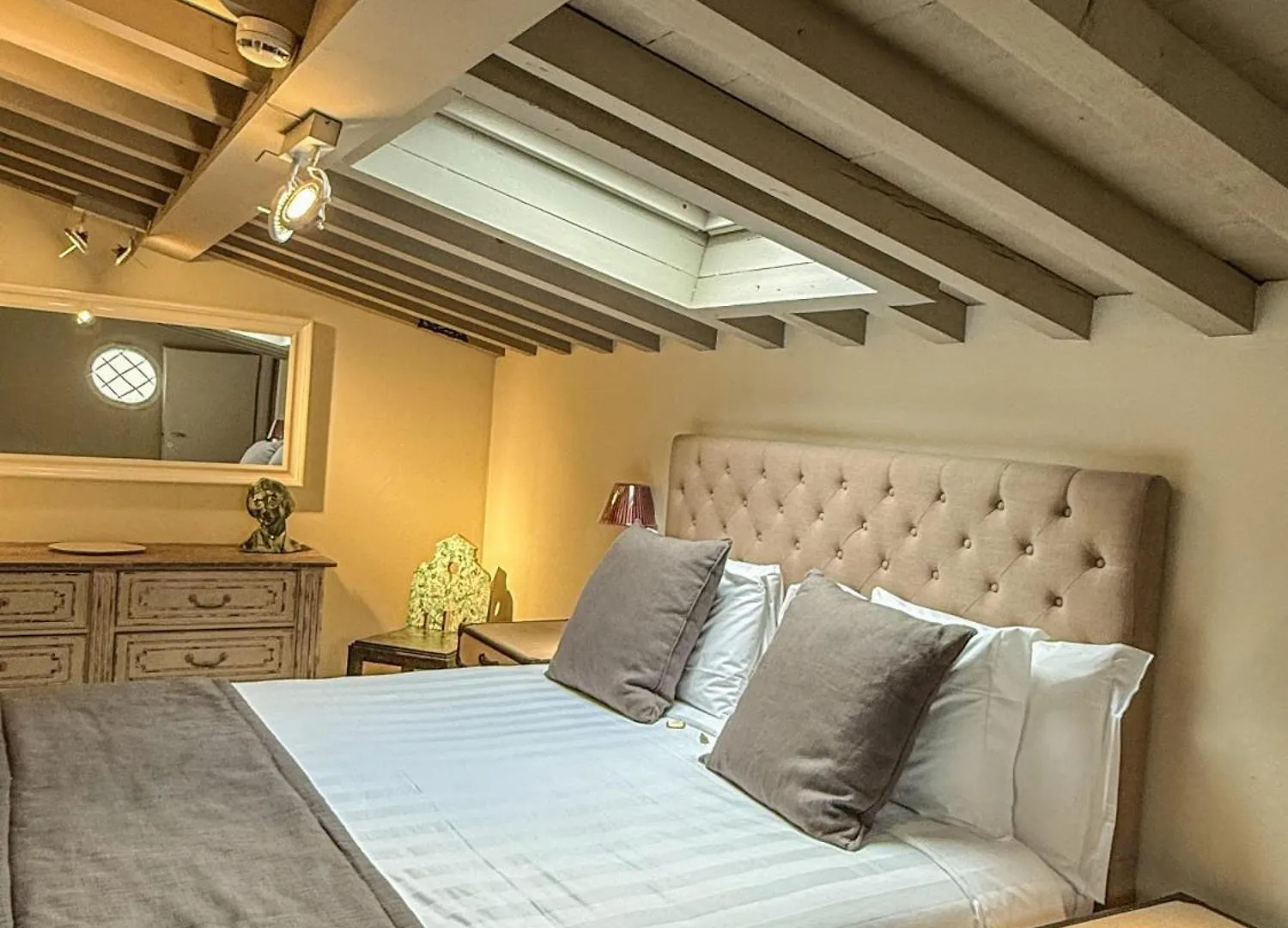 Florence Art Apartments